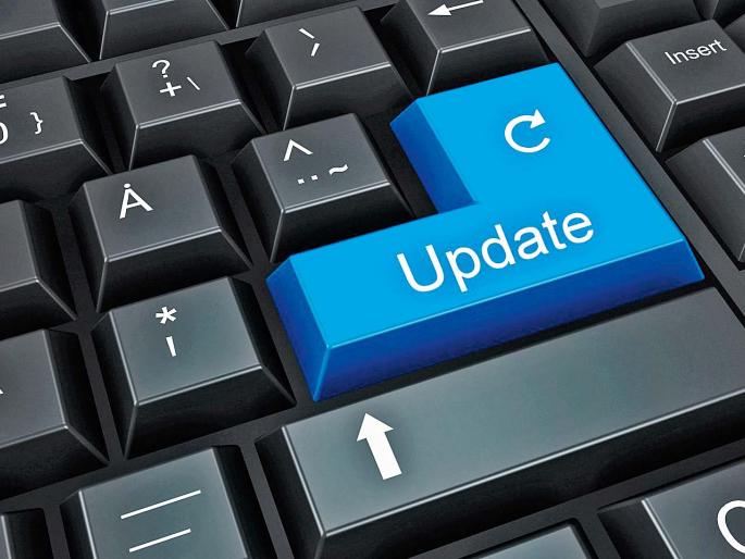 Keep updated, otherwise you are outdated. | अपडेट राहा, नाहीतर बाजूला व्हा! Keep updated, otherwise you are outdated. | अपडेट राहा, नाहीतर बाजूला व्हा!