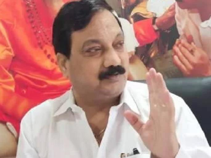 The grand coalition government rose to the root of the unemployed, Parashuram Uparkar criticism of contract recruitment | महायुती सरकार बेरोजगारांच्या मुळावर उठले, कंत्राटी भरतीवरुन परशुराम उपरकरांचे टीकास्त्र The grand coalition government rose to the root of the unemployed, Parashuram Uparkar criticism of contract recruitment | महायुती सरकार बेरोजगारांच्या मुळावर उठले, कंत्राटी भरतीवरुन परशुराम उपरकरांचे टीकास्त्र