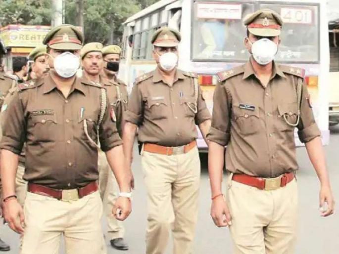 Uttar Pradesh Election |On counting day orders to shoot at sight, who disturbed Kanpur Police issued a decree | Uttar Pradesh Election: मतमोजणीच्या दिवशी गडबड करणाऱ्यांना गोळ्या घाला, पोलिसांचा आदेश Uttar Pradesh Election |On counting day orders to shoot at sight, who disturbed Kanpur Police issued a decree | Uttar Pradesh Election: मतमोजणीच्या दिवशी गडबड करणाऱ्यांना गोळ्या घाला, पोलिसांचा आदेश