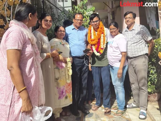 UPSC Civil Services Final Result 2024 OUTManu Garg tops the country among intelligent students in UPSC star_border | ‘यूपीएससी’त प्रज्ञाचक्षू विद्यार्थ्यांमध्ये मनू गर्ग देशात अव्वल UPSC Civil Services Final Result 2024 OUTManu Garg tops the country among intelligent students in UPSC star_border | ‘यूपीएससी’त प्रज्ञाचक्षू विद्यार्थ्यांमध्ये मनू गर्ग देशात अव्वल