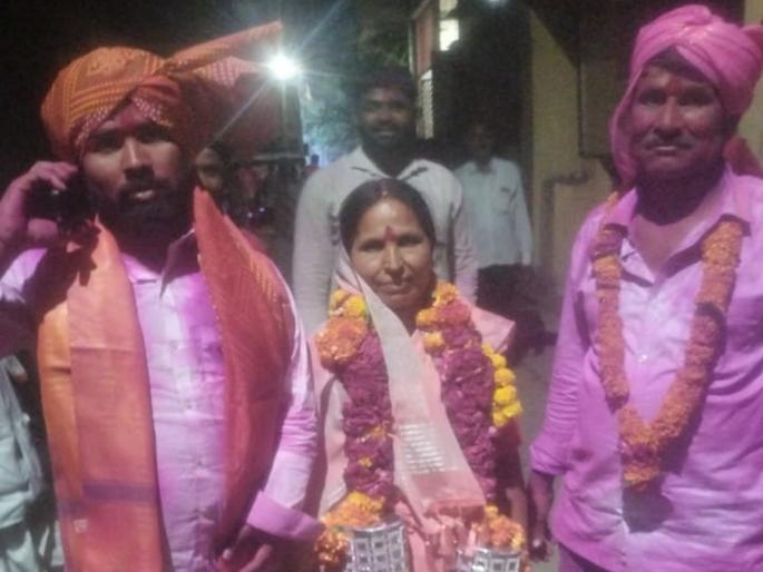 Farmer's son succeeds in UPSC exam, secures 304th rank | शेतकऱ्याच्या मुलाचे यूपीएससी परीक्षेत यश, मिळवला ३०४ वा रँक