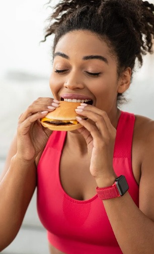 Urge to eat again and again can be sign of silent killer diabetes | सतत काहीना काही खाण्याची इच्छा म्हणजे 'या' गंभीर आजाराचा संकेत, वेळीच ओळखा नाही तर होईल पश्चाताप