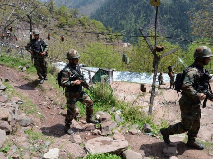 Infiltration attempt in Uri after Pahalgam terror attack fails; Encounter continues between army and terrorists | पहलगाम दहशतवादी हल्ल्यानंतर उरीमध्ये घुसखोरीचा प्रयत्न उधळला; लष्कर आणि दहशतवाद्यांमध्ये चकमक सुरूच Infiltration attempt in Uri after Pahalgam terror attack fails; Encounter continues between army and terrorists | पहलगाम दहशतवादी हल्ल्यानंतर उरीमध्ये घुसखोरीचा प्रयत्न उधळला; लष्कर आणि दहशतवाद्यांमध्ये चकमक सुरूच