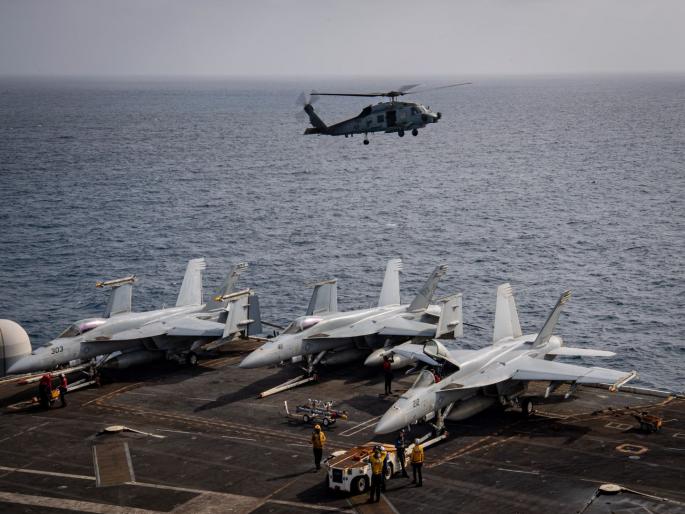 American helicopter and plane crashed within half an hour of each other, what exactly happened in the South China Sea? | अर्ध्या तासाच्या अंतराने कोसळले अमेरिकेचे हेलिकॉप्टर आणि विमान, दक्षिण चीन समुद्रात नेमकं काय घडलं? American helicopter and plane crashed within half an hour of each other, what exactly happened in the South China Sea? | अर्ध्या तासाच्या अंतराने कोसळले अमेरिकेचे हेलिकॉप्टर आणि विमान, दक्षिण चीन समुद्रात नेमकं काय घडलं?
