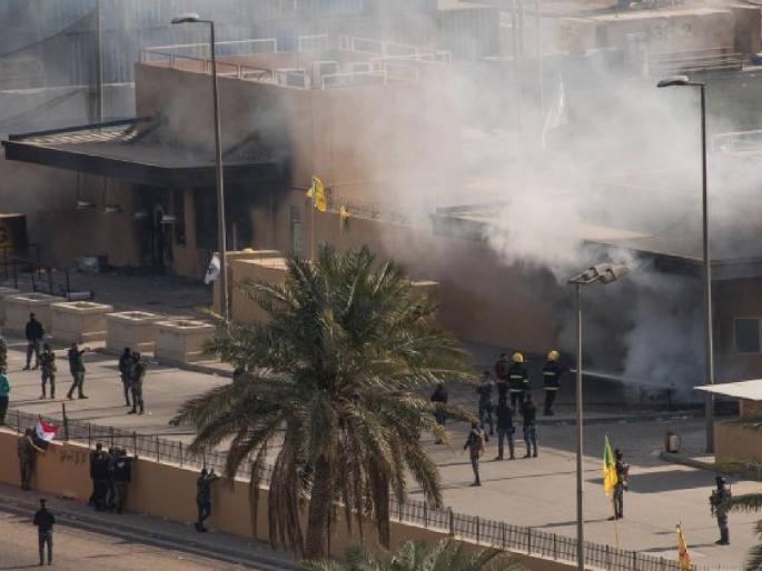 Three Rockets Fired At US Embassy In Baghdad Green Zone Amid Israel Hamas War | बगदादच्या ग्रीन झोनमध्ये अमेरिकन दूतावासावर हल्ला; तीन रॉकेट्सने इराक हादरलं! Three Rockets Fired At US Embassy In Baghdad Green Zone Amid Israel Hamas War | बगदादच्या ग्रीन झोनमध्ये अमेरिकन दूतावासावर हल्ला; तीन रॉकेट्सने इराक हादरलं!