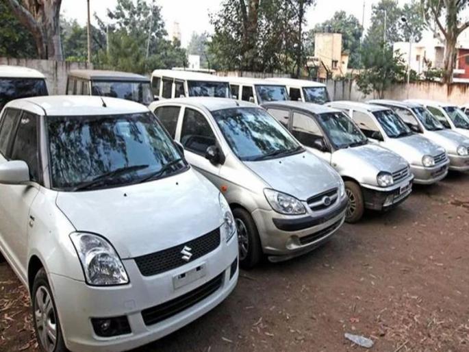The old vehicle market also suffered a downturn | जुन्या वाहनांच्या बाजारालाही मंदीच्या झळा The old vehicle market also suffered a downturn | जुन्या वाहनांच्या बाजारालाही मंदीच्या झळा