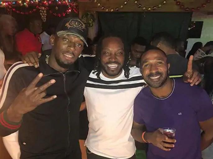 IPL2020 Usain Bolt Corona Positive After Birthday Party; Chris Gayle is in trouble too | IPL2020 उसेन बोल्ट वाढदिवसाच्या पार्टीनंतर कोरोना पॉझिटिव्ह; ख्रिस गेलही अडचणीत