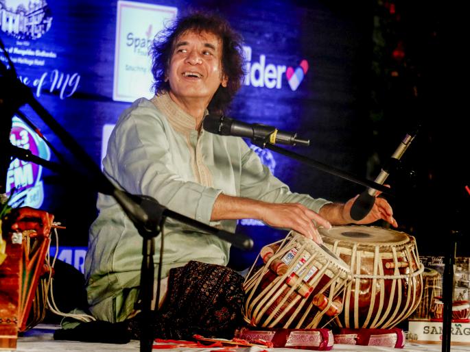 ustad zakir hussain sad demise and the throwing away the worthless and meaningless is the practice | नि:सत्त्व आणि निरर्थक, ते फेकणे हीच साधना! ustad zakir hussain sad demise and the throwing away the worthless and meaningless is the practice | नि:सत्त्व आणि निरर्थक, ते फेकणे हीच साधना!