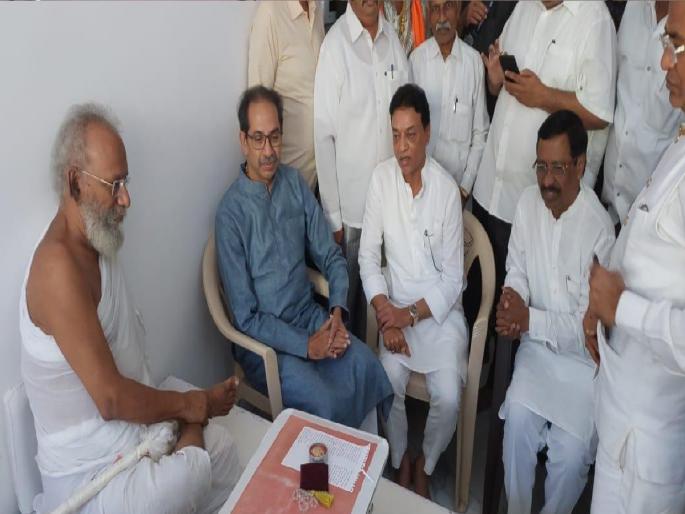 The politics of making slaves in the name of religion in the country, need to be broken- Uddhav Thackeray | देशात धर्माच्या नावाने गुलाम बनवण्याचे राजकारण, हे मोडून काढण्याची गरज-उद्धव ठाकरे The politics of making slaves in the name of religion in the country, need to be broken- Uddhav Thackeray | देशात धर्माच्या नावाने गुलाम बनवण्याचे राजकारण, हे मोडून काढण्याची गरज-उद्धव ठाकरे