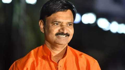 Nationalist 'best' play; Tickets from Janshir to Malsir | राष्ट्रवादीची ‘उत्तम’ खेळी; जानकरांना माळशिरसमधून तिकीट Nationalist 'best' play; Tickets from Janshir to Malsir | राष्ट्रवादीची ‘उत्तम’ खेळी; जानकरांना माळशिरसमधून तिकीट