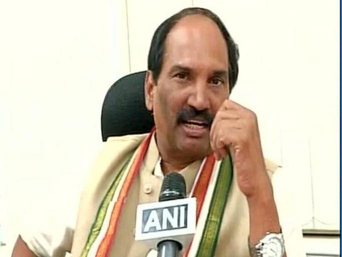 Telangana Assembly Election Results Live : congress leaders doubting that tampering could have been done in EVMs | Telangana Assembly Election Results : ईव्हीएममध्ये छेडछाड केल्याचा काँग्रेस नेत्यांना संशय Telangana Assembly Election Results Live : congress leaders doubting that tampering could have been done in EVMs | Telangana Assembly Election Results : ईव्हीएममध्ये छेडछाड केल्याचा काँग्रेस नेत्यांना संशय