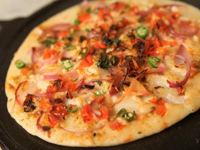 Hotel owner in Kolhapur offers Uttappa for one rupee for Raksha Visarjan | उगीच म्हणत नाय, आम्ही कोल्हापुरी जगात भारी; हॉटेल चालकाने रक्षाविसर्जनासाठी एक रुपयात दिला उत्ताप्पा Hotel owner in Kolhapur offers Uttappa for one rupee for Raksha Visarjan | उगीच म्हणत नाय, आम्ही कोल्हापुरी जगात भारी; हॉटेल चालकाने रक्षाविसर्जनासाठी एक रुपयात दिला उत्ताप्पा