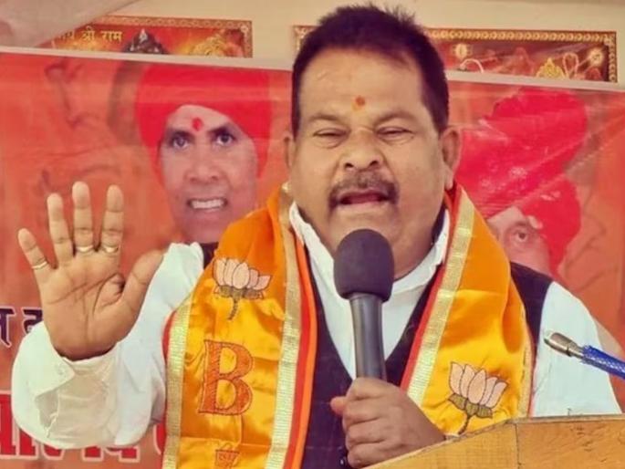 'If they kidnap your 2 daughters, you bring back 10 of theirs', BJP leader raghvendra singh's controversial statement | ‘त्यांनी आपल्या २ मुली पळवल्या तर तुम्ही त्यांच्या १० जणीं घेऊन या’, भाजपा नेत्याचं वादग्रस्त विधान   'If they kidnap your 2 daughters, you bring back 10 of theirs', BJP leader raghvendra singh's controversial statement | ‘त्यांनी आपल्या २ मुली पळवल्या तर तुम्ही त्यांच्या १० जणीं घेऊन या’, भाजपा नेत्याचं वादग्रस्त विधान