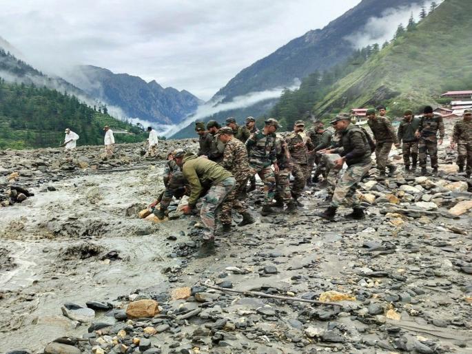 Houses, trees, everything was buried, nothing was found; The disaster came due to human greed | घरे, झाडे सर्व काही गाडले, हाती काही लागेना; मानवाच्या हव्यासाने आले संकट Houses, trees, everything was buried, nothing was found; The disaster came due to human greed | घरे, झाडे सर्व काही गाडले, हाती काही लागेना; मानवाच्या हव्यासाने आले संकट