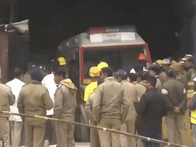 Big Breaking news! Uttarkashi Tunnel laborers Wait is over after 17 days; NDRF team reached them, resque operation succesfull trending news | मोठी बातमी! मजुरांची १७ दिवसांची 'काळरात्र' संपली; एनडीआरएफची टीम त्यांच्यापर्यंत पोहोचली Big Breaking news! Uttarkashi Tunnel laborers Wait is over after 17 days; NDRF team reached them, resque operation succesfull trending news | मोठी बातमी! मजुरांची १७ दिवसांची 'काळरात्र' संपली; एनडीआरएफची टीम त्यांच्यापर्यंत पोहोचली