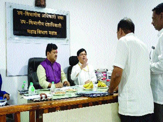 Farmers' headache is the record of industrial area on land in Birwadi | बिरवाडीतील जमिनीवरील औद्योगिक क्षेत्राची नोंद शेतकऱ्यांची डोकेदुखी