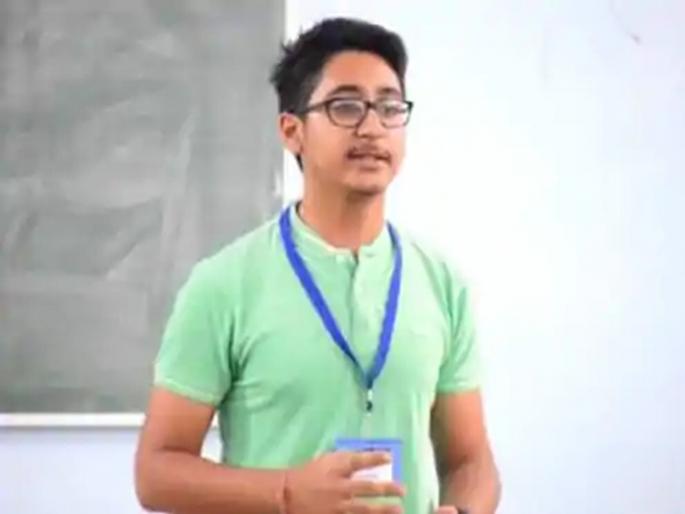 Patna abhinav khanna student of patna gets scholarship of 2 crore rupees from university of america | कौतुकास्पद! वडीलांची सुरू होती कॅन्सरशी झुंज; अन् पोरानं पटकावली 2 कोटींची स्कॉलरशिप Patna abhinav khanna student of patna gets scholarship of 2 crore rupees from university of america | कौतुकास्पद! वडीलांची सुरू होती कॅन्सरशी झुंज; अन् पोरानं पटकावली 2 कोटींची स्कॉलरशिप