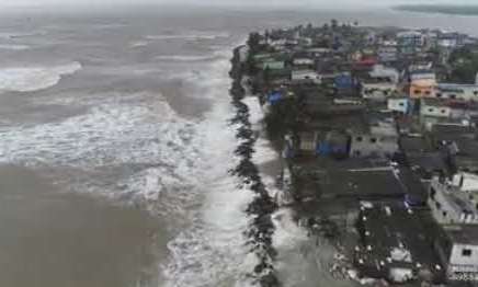 3 lakh of MP to remove silt in Satpati port | सातपाटी बंदरातील गाळ काढण्यासाठी खासदारांचे २५ लाख