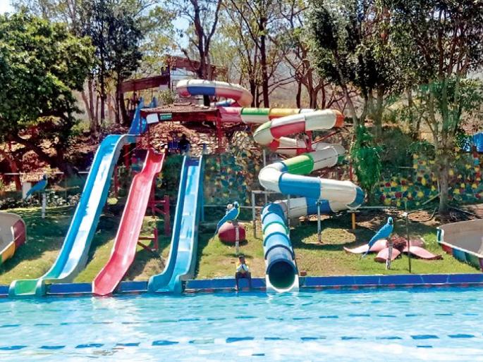 Resort owners' business slows down; Terror of Corona Virus | Corona Virus: रिसॉर्ट मालकांचा व्यवसाय मंदावला; वसईत कोरोना व्हायरसची दहशत Resort owners' business slows down; Terror of Corona Virus | Corona Virus: रिसॉर्ट मालकांचा व्यवसाय मंदावला; वसईत कोरोना व्हायरसची दहशत