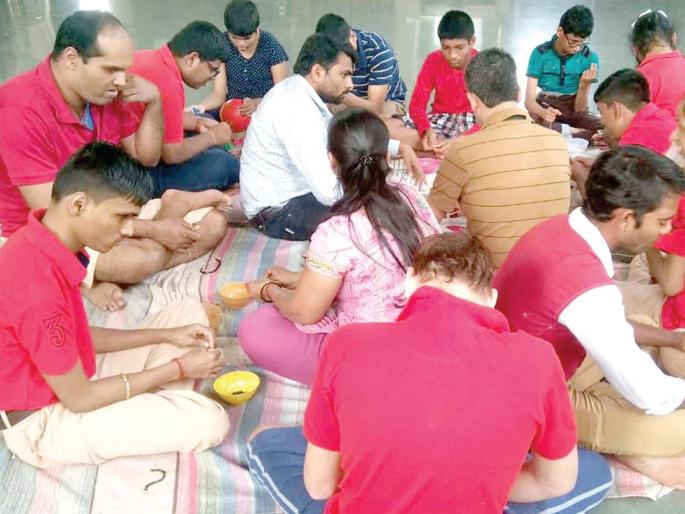 Sunday anniversary of the special children's 'companion center'; Presence of Anil Awacht | विशेष मुलांच्या ‘सोबती’ केंद्राचा रविवारी वर्धापन दिन; अनिल अवचट यांची उपस्थिती Sunday anniversary of the special children's 'companion center'; Presence of Anil Awacht | विशेष मुलांच्या ‘सोबती’ केंद्राचा रविवारी वर्धापन दिन; अनिल अवचट यांची उपस्थिती