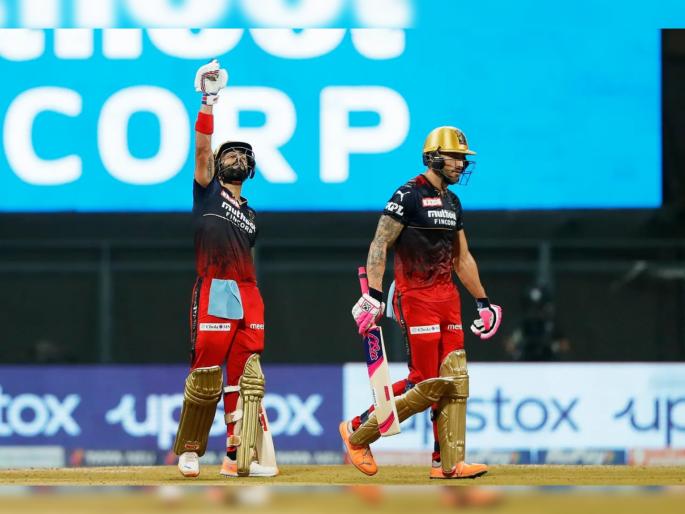 IPL 2022 RCB vs GT Live Updates : A fantastic knock by Virat Kohli - 73 (54); RCB won the match and eliminate SRH & PBKS  | Virat Kohli IPL 2022 RCB vs GT Live Updates : विराट कोहलीचा फॉर्म परतला, RCBने विजय मिळवून Play Offs मधून दोघांना केले बाद; पण, स्वतः अधांतरीच 