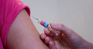 Corona Vaccine: Due to shortage, first dose will be available in five places, second dose will be available in 25 out of 49 places | Corona Vaccine : तुटवड्यामुळे पाच ठिकाणी मिळणार पहिला डोस, ४९ पैकी २५ ठिकाणीच मिळणार दुसरा डोस Corona Vaccine: Due to shortage, first dose will be available in five places, second dose will be available in 25 out of 49 places | Corona Vaccine : तुटवड्यामुळे पाच ठिकाणी मिळणार पहिला डोस, ४९ पैकी २५ ठिकाणीच मिळणार दुसरा डोस
