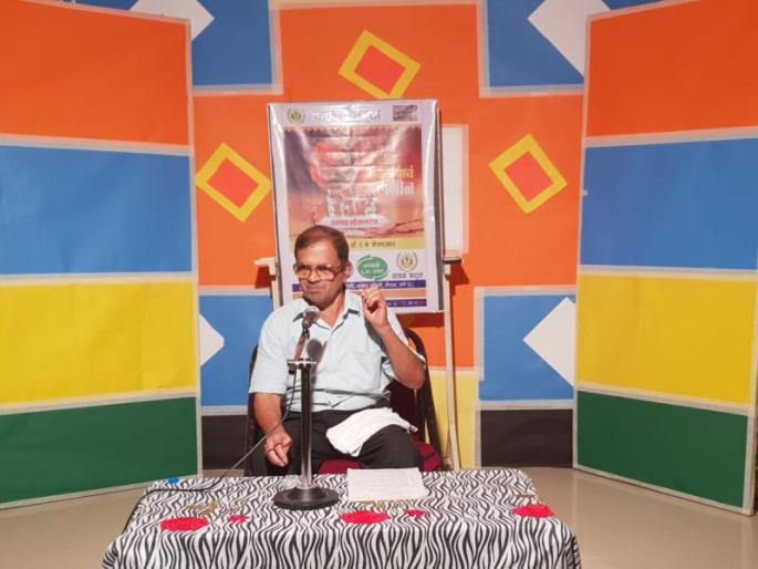 Shubhumuhurti on 'Reader's Cut', 'Mangal Ki Lagein', complete with a speech of speech | वाचक कट्ट्यावर शुभुमुहूर्ती 'मंगळ्याचं लगीन' सोहळा संपन्न, अभिवाचनाची मेजवानी सादर Shubhumuhurti on 'Reader's Cut', 'Mangal Ki Lagein', complete with a speech of speech | वाचक कट्ट्यावर शुभुमुहूर्ती 'मंगळ्याचं लगीन' सोहळा संपन्न, अभिवाचनाची मेजवानी सादर