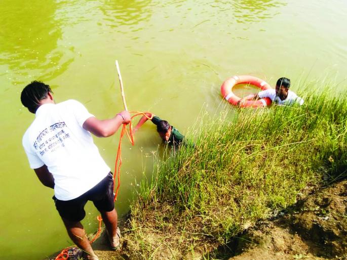 Sensation after finding a skeleton in the well in Waggaon Bethe | वडगाव रोठे येथे विहिरीत सांगाडा सापडल्याने खळबळ