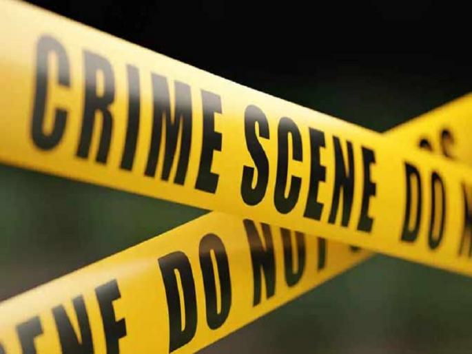 young man who attacked the girl out of one sided love cut off his own hand | पुण्यात एकतर्फी प्रेमातून मुलीवर केले वार नंतर तरूणाने कापली स्वतःची शिर young man who attacked the girl out of one sided love cut off his own hand | पुण्यात एकतर्फी प्रेमातून मुलीवर केले वार नंतर तरूणाने कापली स्वतःची शिर