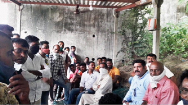 Dissatisfaction among the people with the appointment of a government-oriented authority | सरकारधार्जिण्या प्राधिकरण नेमणुकीने जनतेत असंतोष, वाढवण परिसरात खदखद Dissatisfaction among the people with the appointment of a government-oriented authority | सरकारधार्जिण्या प्राधिकरण नेमणुकीने जनतेत असंतोष, वाढवण परिसरात खदखद