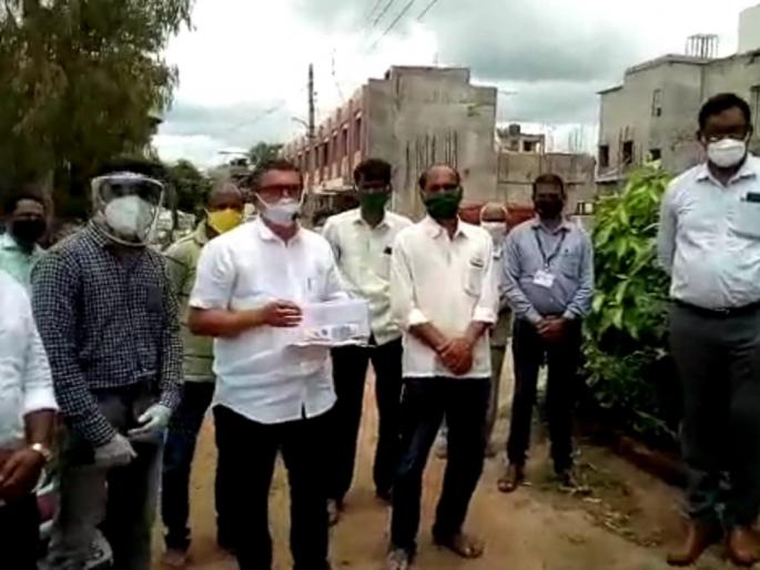 corona virus: The Wadange pattern of home segregation actually began | corona virus : गृह विलगीकरणाच्या वडणगे पॅटर्नला प्रत्यक्षात सुरुवात corona virus: The Wadange pattern of home segregation actually began | corona virus : गृह विलगीकरणाच्या वडणगे पॅटर्नला प्रत्यक्षात सुरुवात