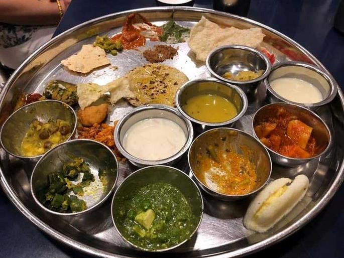 Big relief for common people! Vegetarian and non-vegetarian thali cheaper in October; Crisil report comes... | सामान्यांसाठी मोठा दिलासा! ऑक्टोबरमध्ये शाकाहारी आणि मांसाहारी थाळी स्वस्त; क्रिसीलचा अहवाल आला... Big relief for common people! Vegetarian and non-vegetarian thali cheaper in October; Crisil report comes... | सामान्यांसाठी मोठा दिलासा! ऑक्टोबरमध्ये शाकाहारी आणि मांसाहारी थाळी स्वस्त; क्रिसीलचा अहवाल आला...