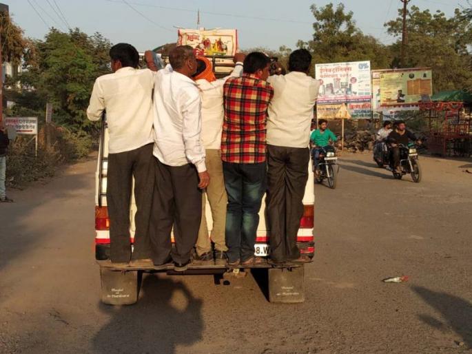 Transportation Week in Shahada | शहाद्यात वाहतूक सप्ताहाचा फज्जा Transportation Week in Shahada | शहाद्यात वाहतूक सप्ताहाचा फज्जा