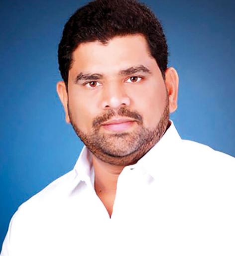 Vinayak Raut is the MP candidate again! | विनायक राऊत हेच पुन्हा खासदारकीचे उमेदवार !