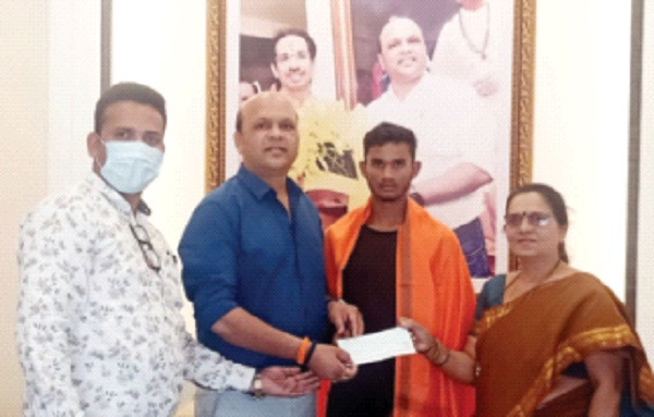 The district will run for the first place, selected for the Jammu and Kashmir tournament | जिल्ह्याला प्रथम क्रमांक मिळण्यासाठी धावणार, जम्मू काश्मीरच्या स्पर्धेसाठी निवड  The district will run for the first place, selected for the Jammu and Kashmir tournament | जिल्ह्याला प्रथम क्रमांक मिळण्यासाठी धावणार, जम्मू काश्मीरच्या स्पर्धेसाठी निवड