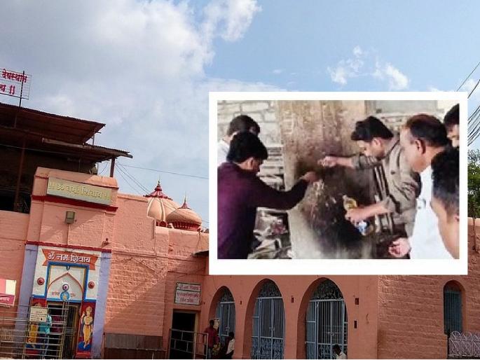 Meat cooked in the darshan pavilion of Vaidyanath temple in Parli, anger among devotees | परळीत वैद्यनाथ मंदिराच्या दर्शन मंडपात शिजविले मांस, भाविकांत संताप Meat cooked in the darshan pavilion of Vaidyanath temple in Parli, anger among devotees | परळीत वैद्यनाथ मंदिराच्या दर्शन मंडपात शिजविले मांस, भाविकांत संताप