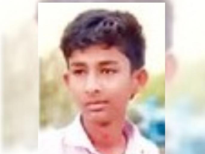 Shocking A 14 year old boy was stoned and died Three minors were taken into custody | धक्कादायक! १४ वर्षीय मुलाला दगड मारला अन् त्याचा जीव गेला; तीन अल्पवयीन मुले ताब्यात Shocking A 14 year old boy was stoned and died Three minors were taken into custody | धक्कादायक! १४ वर्षीय मुलाला दगड मारला अन् त्याचा जीव गेला; तीन अल्पवयीन मुले ताब्यात