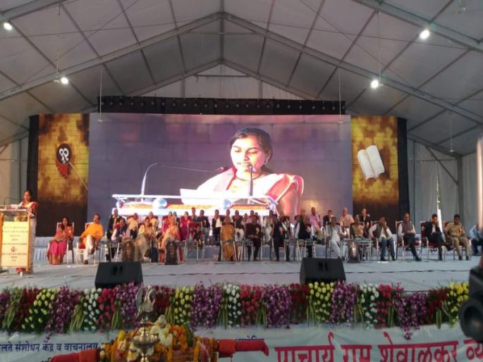 During times of crisis, Delhi goes through the streets, Valee Yede | अडचणीच्या काळात दिल्लीची नाय, गल्लीची बाय कामी येते - वैशाली येडे