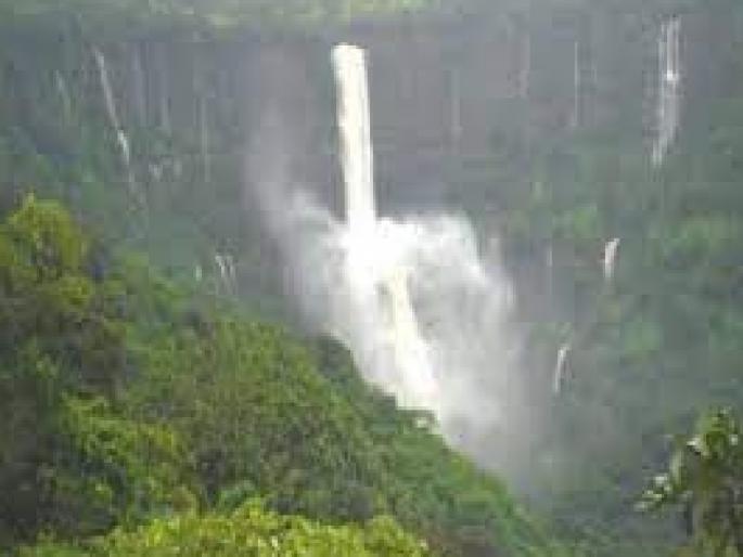 Vajrai Falls of Bhambwali in Satara Tourist attraction, Highest waterfall | साताऱ्यातील भांबवलीचा वजराई धबधबा पर्यटकांचे आकर्षण!, सर्वाधिक उंचीचा धबधबा 