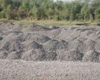 Jamnar was stopped by the sand mafia, the tahsildar's vehicle | जामनेरला वाळूमाफियाने अडविले तहसीलदारांचे वाहन Jamnar was stopped by the sand mafia, the tahsildar's vehicle | जामनेरला वाळूमाफियाने अडविले तहसीलदारांचे वाहन