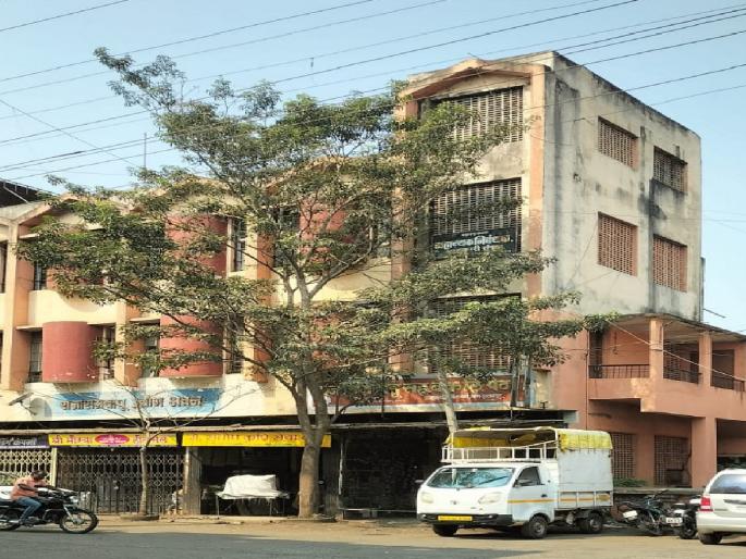 45 organizations in Valwa taluka performed and Shraddha of cooperation | Sangli News: वाळवा तालुक्यातील ४५ संस्थांनी 'स्वा'हा करत घातले 'सहकाराचे श्राद्ध' 45 organizations in Valwa taluka performed and Shraddha of cooperation | Sangli News: वाळवा तालुक्यातील ४५ संस्थांनी 'स्वा'हा करत घातले 'सहकाराचे श्राद्ध'