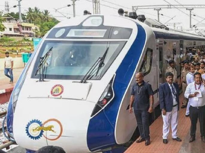 'Vande Bharat' changed the face of Indian Railways, huge savings in travel time; Sleeper coach soon | ‘वंदे भारत’ने बदलला भारतीय रेल्वेचा चेहरा, प्रवासवेळेत मोठी बचत; स्लीपर कोच लवकरच 'Vande Bharat' changed the face of Indian Railways, huge savings in travel time; Sleeper coach soon | ‘वंदे भारत’ने बदलला भारतीय रेल्वेचा चेहरा, प्रवासवेळेत मोठी बचत; स्लीपर कोच लवकरच