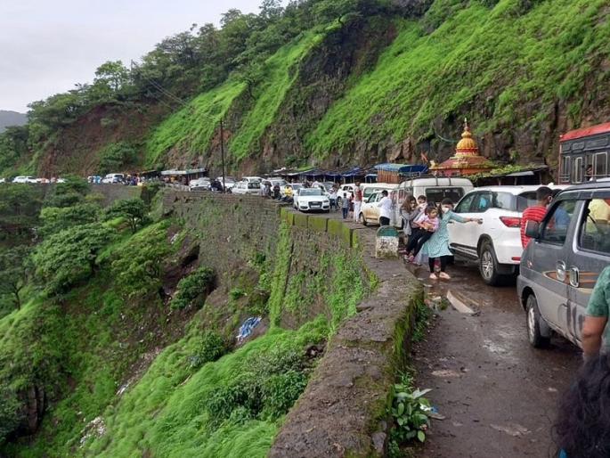 During monsoon, Warandh Ghat road is completely closed for heavy traffic | पावसाळ्यात वरंध घाट रस्ता अवजड वाहतुकीकरीता संपुर्णपणे बंद During monsoon, Warandh Ghat road is completely closed for heavy traffic | पावसाळ्यात वरंध घाट रस्ता अवजड वाहतुकीकरीता संपुर्णपणे बंद