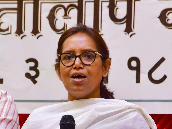 Hold public hearing on Dharavi Master Plan demands Congress MP Varsha Gaikwad | धारावी मास्टर प्लॅनबाबत जनसुनावणी घ्या, काँग्रेस खासदार वर्षा गायकवाड यांची मागणी Hold public hearing on Dharavi Master Plan demands Congress MP Varsha Gaikwad | धारावी मास्टर प्लॅनबाबत जनसुनावणी घ्या, काँग्रेस खासदार वर्षा गायकवाड यांची मागणी