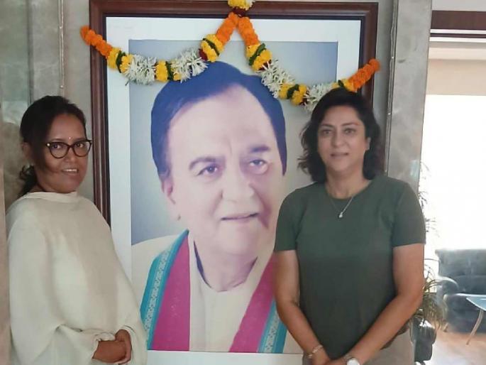 Lok Sabha Election: Priya 'Didi' will campaign for Congress candidate Varsha 'Tai' in North Central Mumbai! | लोकसभा निवडणूक: उत्तर मध्य मुंबईत प्रिया 'दीदी' करणार काँग्रेसच्या उमेदवार वर्षा 'ताईं'चा प्रचार! Lok Sabha Election: Priya 'Didi' will campaign for Congress candidate Varsha 'Tai' in North Central Mumbai! | लोकसभा निवडणूक: उत्तर मध्य मुंबईत प्रिया 'दीदी' करणार काँग्रेसच्या उमेदवार वर्षा 'ताईं'चा प्रचार!
