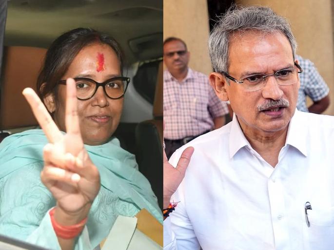 Exchange between Anil Desai, Varsha Gaikwad; Thackeray's Shiv Sainik Congress and Gaikwad activists will work for the Thackeray group | अनिल देसाई, वर्षा गायकवाड दोघांमध्ये देवाणघेवाण; ठाकरेंचे शिवसैनिक काँग्रेसचे तर गायकवाडांचे कार्यकर्ते ठाकरे गटाचे काम करणार Exchange between Anil Desai, Varsha Gaikwad; Thackeray's Shiv Sainik Congress and Gaikwad activists will work for the Thackeray group | अनिल देसाई, वर्षा गायकवाड दोघांमध्ये देवाणघेवाण; ठाकरेंचे शिवसैनिक काँग्रेसचे तर गायकवाडांचे कार्यकर्ते ठाकरे गटाचे काम करणार