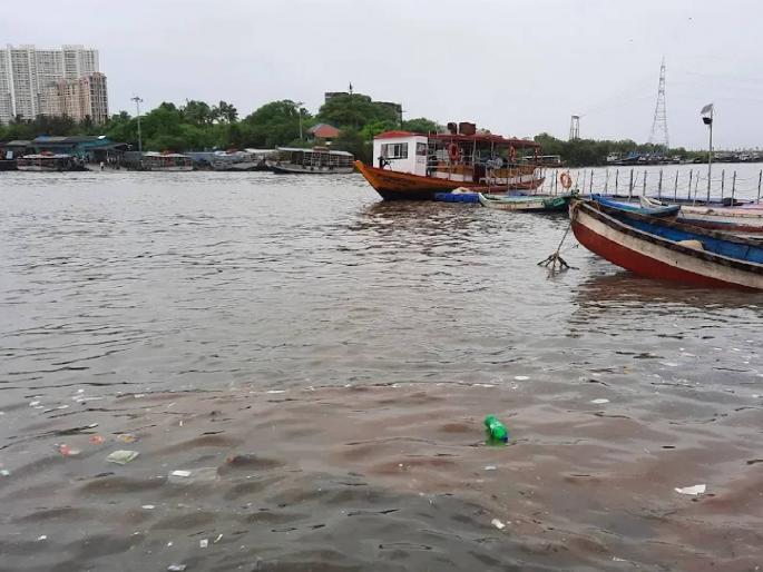 The central government should announce a special financial package for the strengthening of Versova Jetty. | वर्सोवा जेट्टीच्या मजबुतीकरणासाठी केंद्र सरकारने विशेष आर्थिक पॅकेज जाहीर करावे The central government should announce a special financial package for the strengthening of Versova Jetty. | वर्सोवा जेट्टीच्या मजबुतीकरणासाठी केंद्र सरकारने विशेष आर्थिक पॅकेज जाहीर करावे