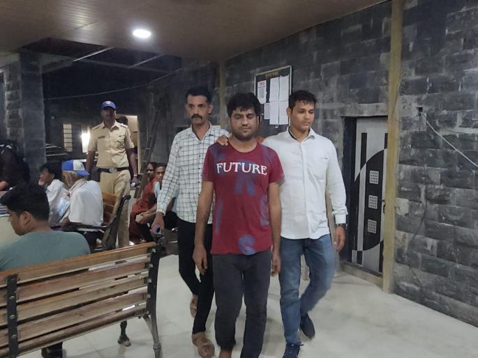 Accused who stole 27 lakhs for fun arrested vasai virar | मौजमजेसाठी २७ लाखांची चोरी करणाऱ्या आरोपीला अटक Accused who stole 27 lakhs for fun arrested vasai virar | मौजमजेसाठी २७ लाखांची चोरी करणाऱ्या आरोपीला अटक