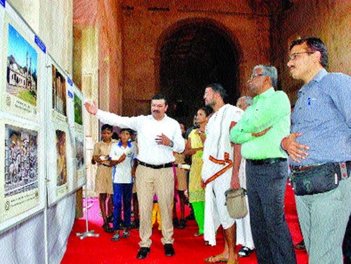 Admission fee in Vasai fort, administration decision to prevent illegal type; Modern governor | वसई किल्ल्यात प्रवेश शुल्क, अवैध प्रकार रोखण्यासाठी प्रशासनाचा निर्णय; आधुनिक प्रशासनगृह Admission fee in Vasai fort, administration decision to prevent illegal type; Modern governor | वसई किल्ल्यात प्रवेश शुल्क, अवैध प्रकार रोखण्यासाठी प्रशासनाचा निर्णय; आधुनिक प्रशासनगृह