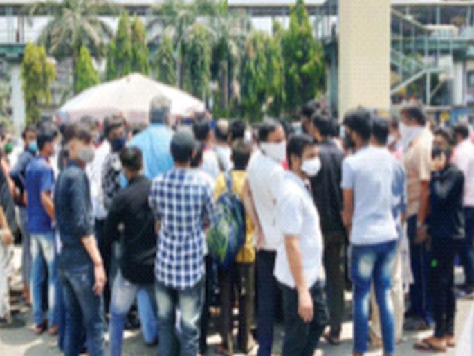 CoronaVirus Lockdown News: Traders in Vasai hit the municipality | CoronaVirus Lockdown News: वसईतील व्यापाऱ्यांची पालिकेवर धडक CoronaVirus Lockdown News: Traders in Vasai hit the municipality | CoronaVirus Lockdown News: वसईतील व्यापाऱ्यांची पालिकेवर धडक